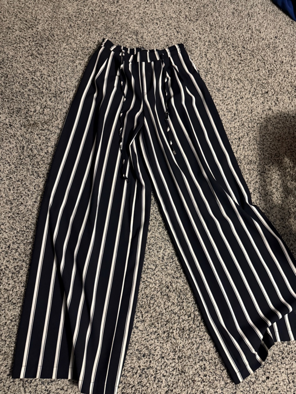 Forever 21 Navy & White Vertical Stripe Wide-Leg Pants